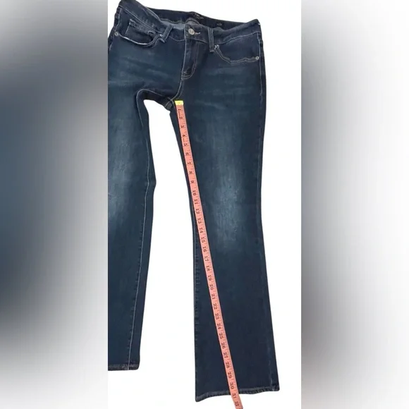 Lucky Brand Jeans - Picture 3 of 11